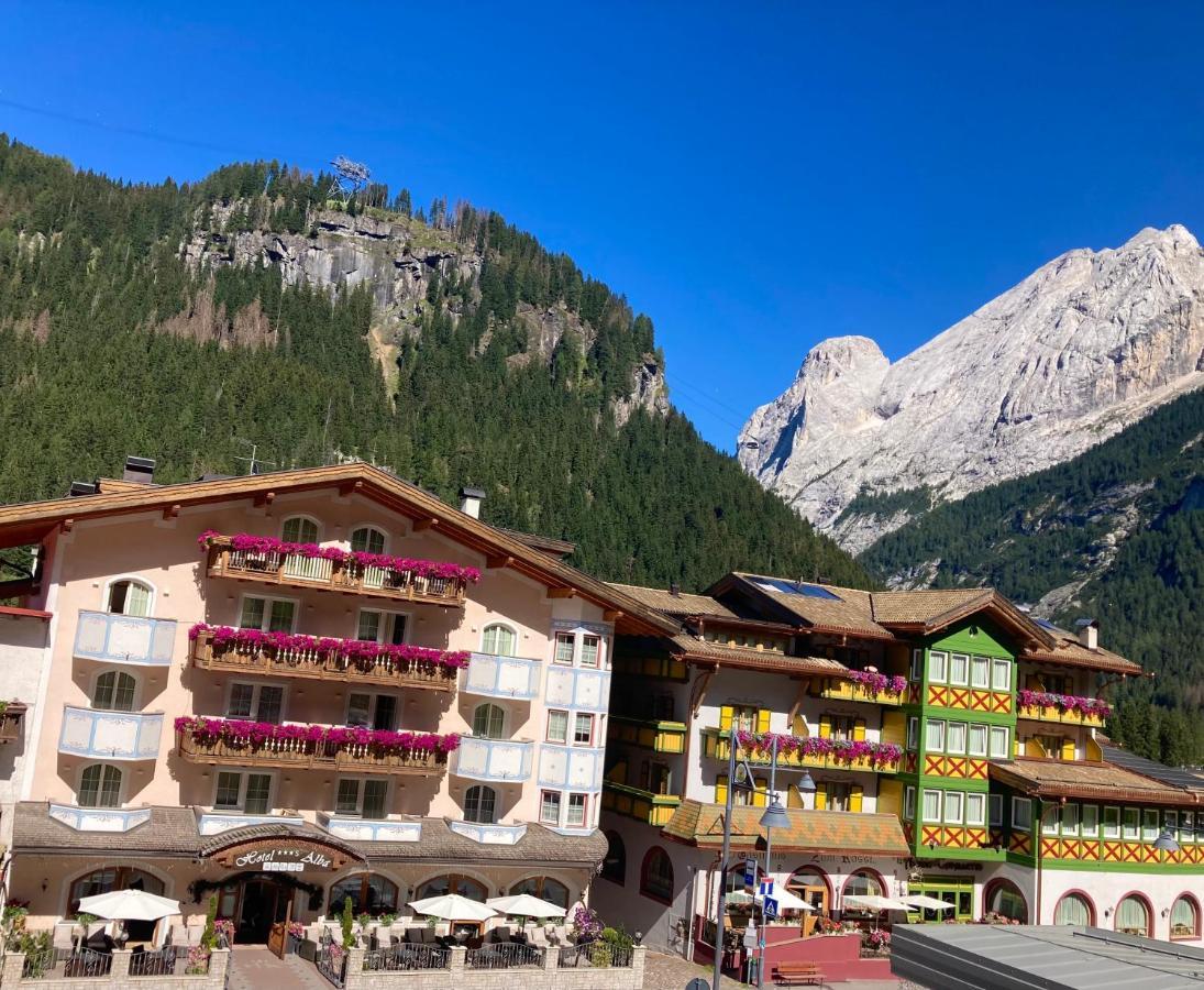 Hotel Alba Wellness & Spa Canazei Esterno foto