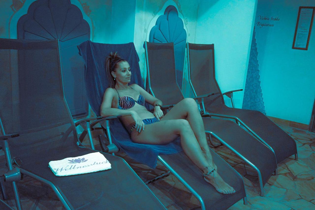 Hotel Alba Wellness & Spa Canazei Esterno foto