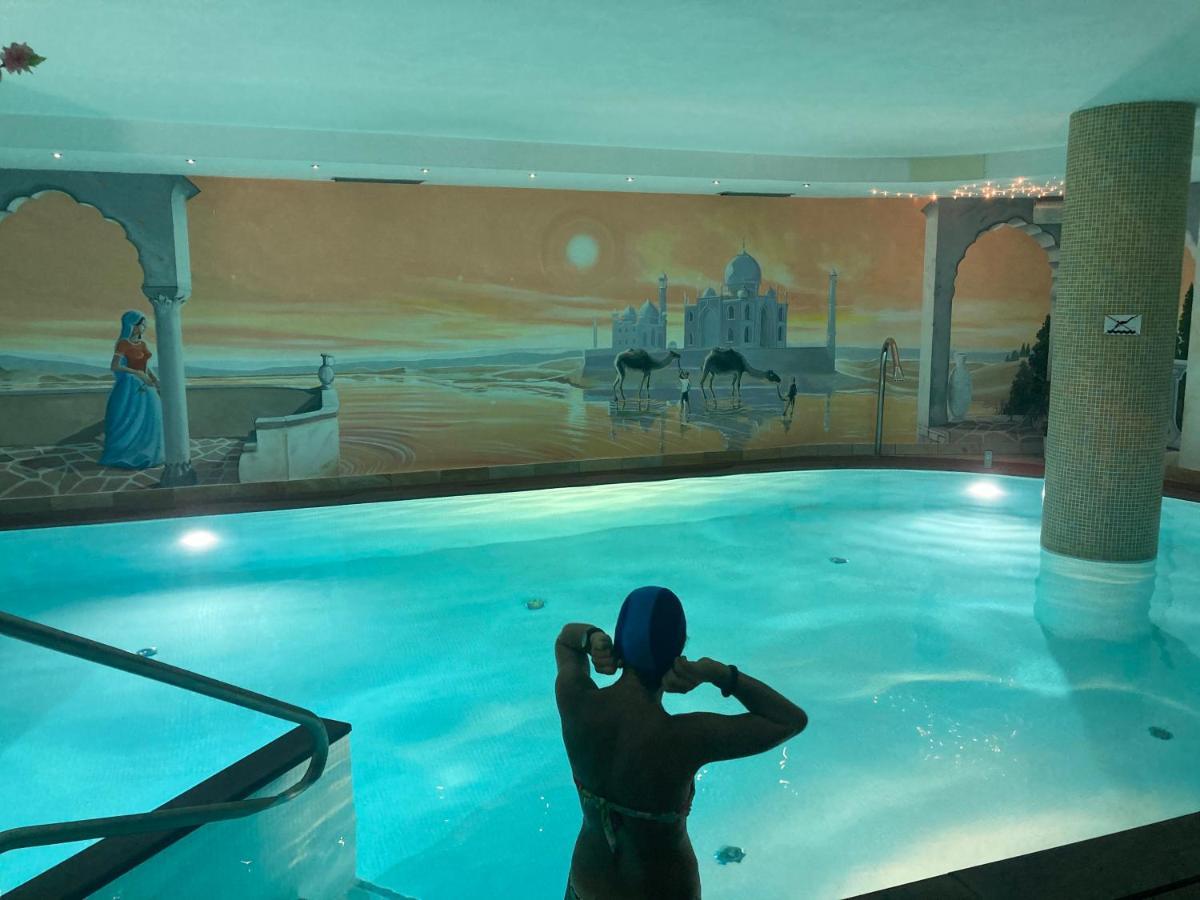 Hotel Alba Wellness & Spa Canazei Esterno foto