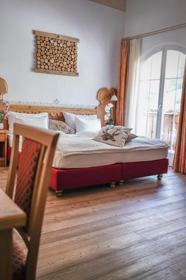 Hotel Alba Wellness & Spa Canazei Esterno foto